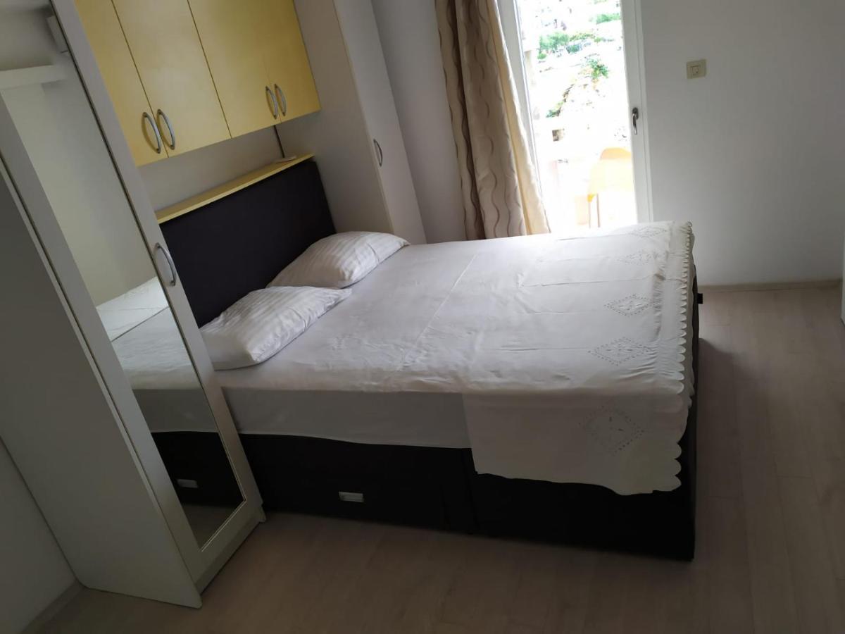 Apartmani Mira Драшнице Екстериор снимка