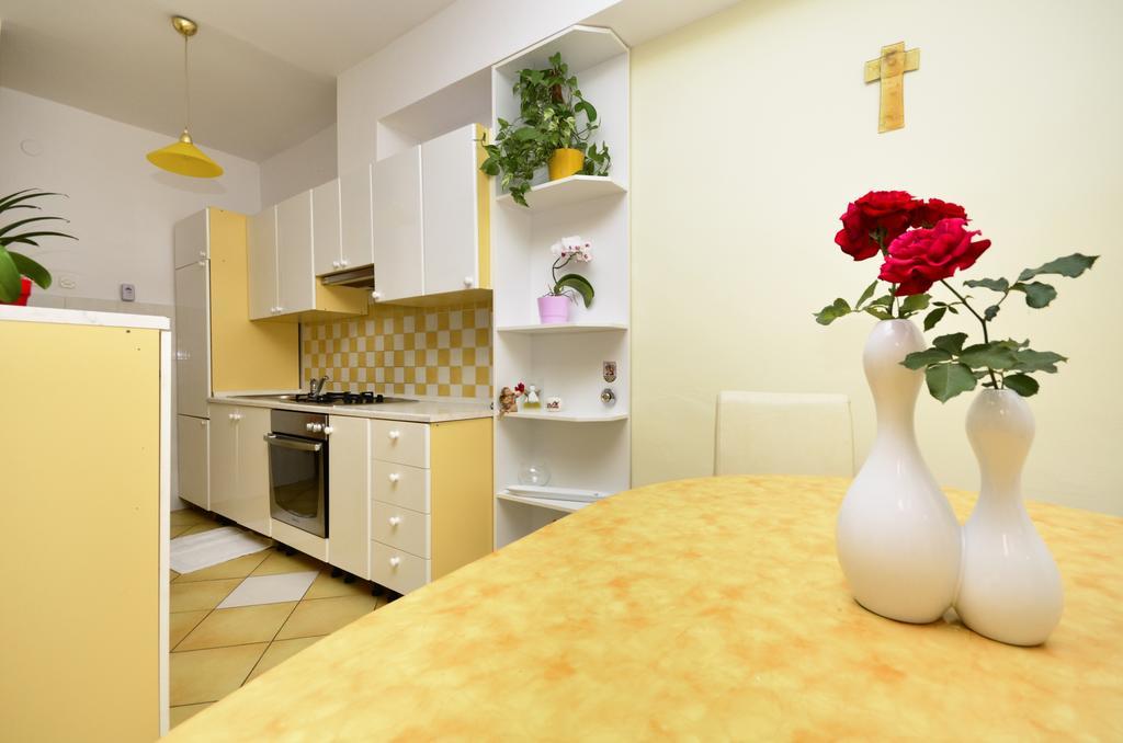 Apartmani Mira Драшнице Екстериор снимка